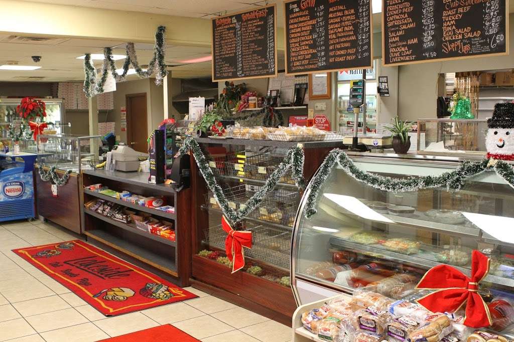 Lakeside Bagels Deli & Pizza | 104 Boonton Ave, Kinnelon, NJ 07405, USA | Phone: (973) 838-3333