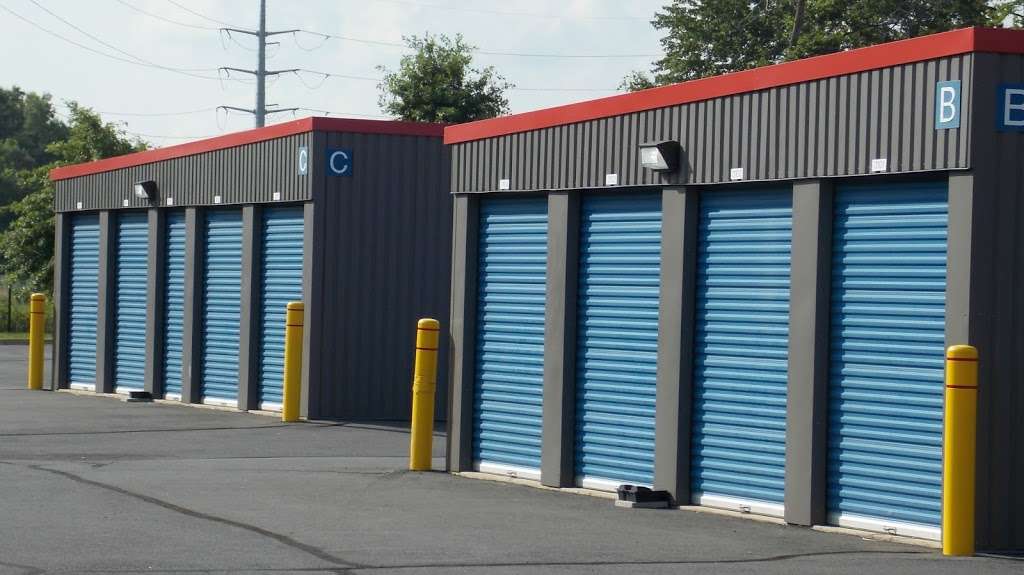 Self Storage Plus | 11840 Sudley Manor Dr, Manassas, VA 20109, USA | Phone: (703) 957-7537