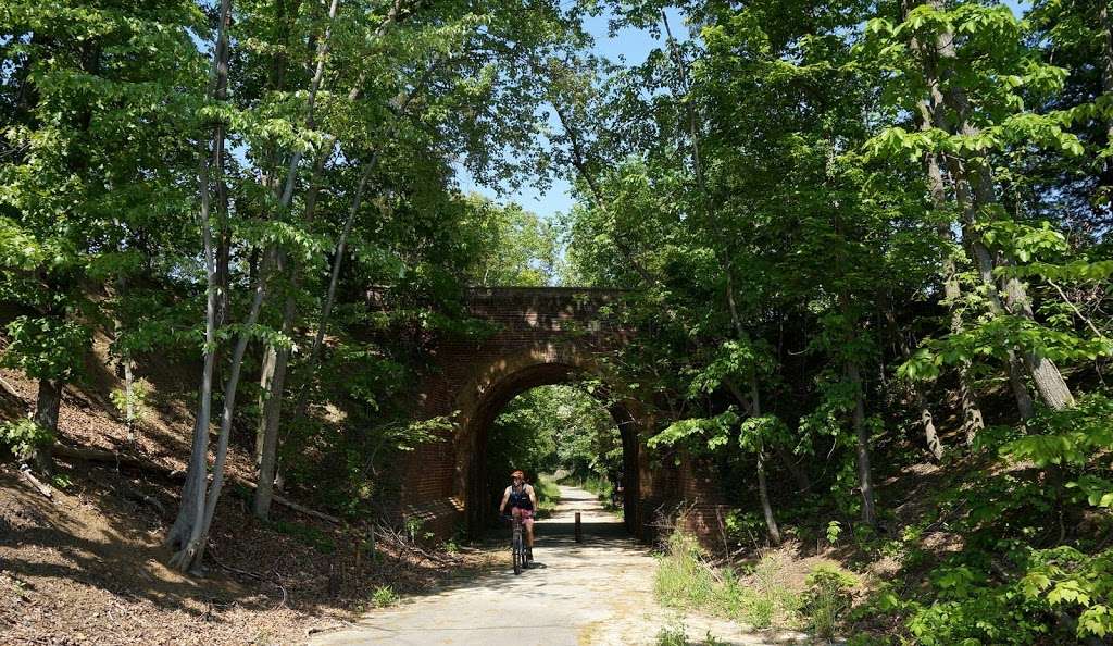 FAIRFAX COUNTY CROSS COUNTY TRAIL Barrel Bridge | Cross County Trail, Lorton, VA 22079, USA