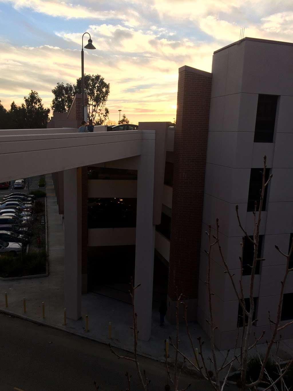 Cal State LA Parking Structure A | 1904 Barnett Rd, Los Angeles, CA 90032, USA