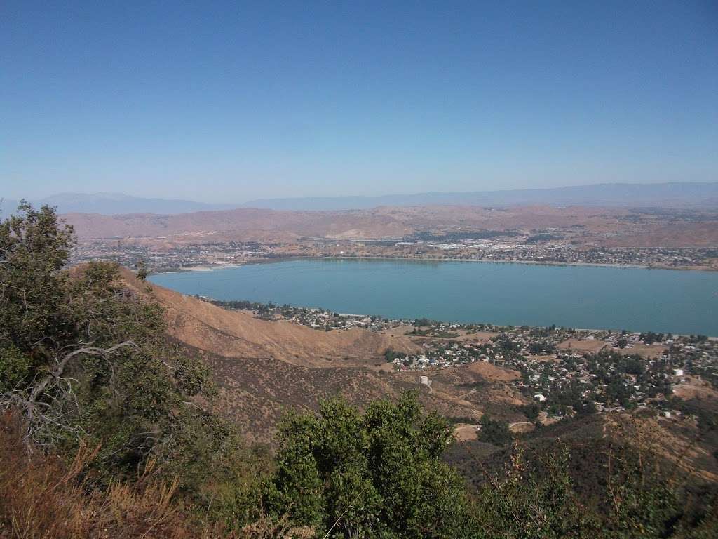 E Launch | S Main Divide, Lake Elsinore, CA 92530, USA