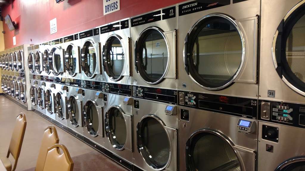 Superior Laundries - Willow Grove Laundromat | 1412 S Parker Rd, Denver, CO 80231, USA | Phone: (303) 755-5150