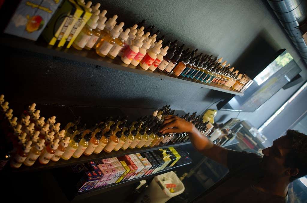 V For Vape | 1727 N Vermont Ave #210, Los Angeles, CA 90027 | Phone: (323) 928-2148