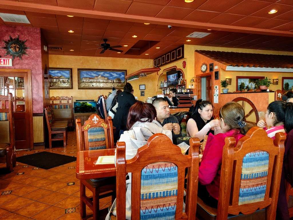 Mi Pueblo | 7556 Ritchie Hwy, Glen Burnie, MD 21061, USA | Phone: (410) 590-1616