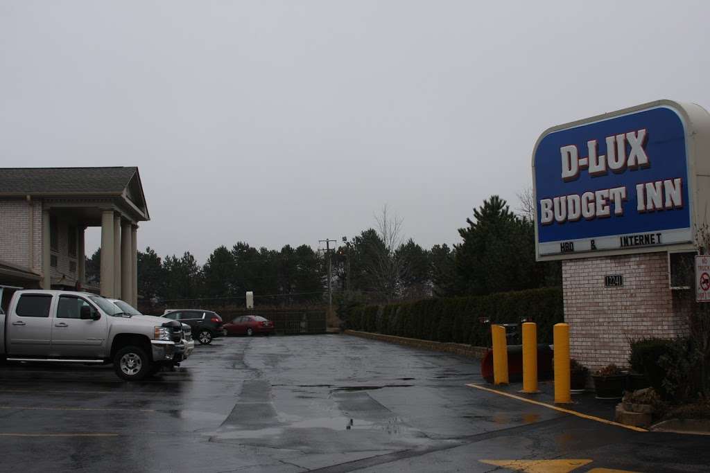 D-Lux Budget Inn | 12241 Archer Ave, Lemont, IL 60439 | Phone: (630) 257-6688