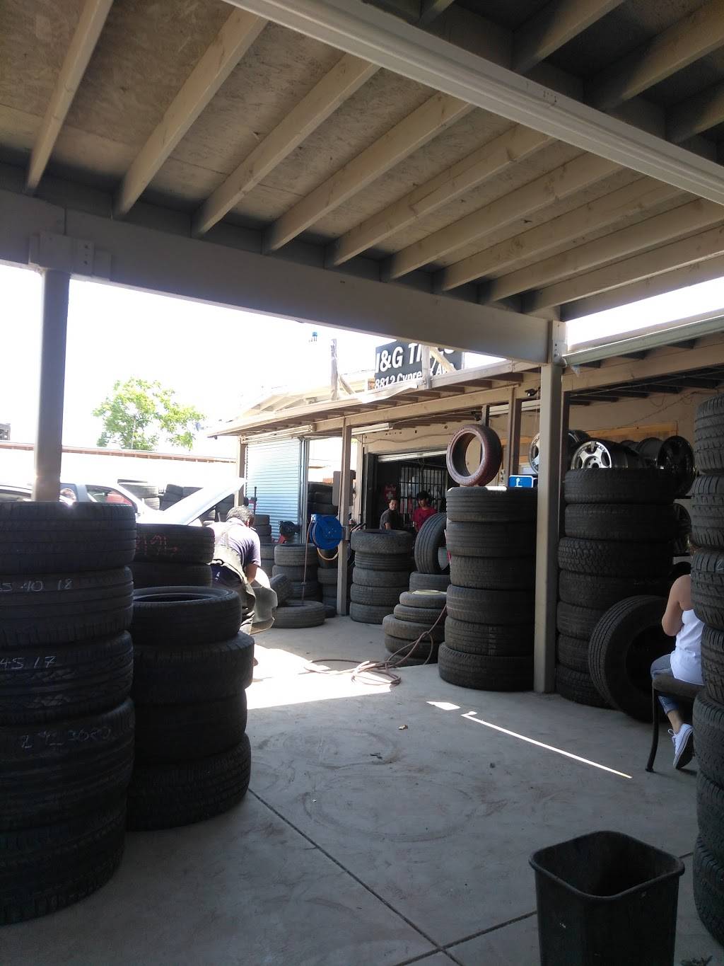 I & G Tire Shop | 8812 Cypress Ave, Riverside, CA 92503, USA | Phone: (951) 602-2044