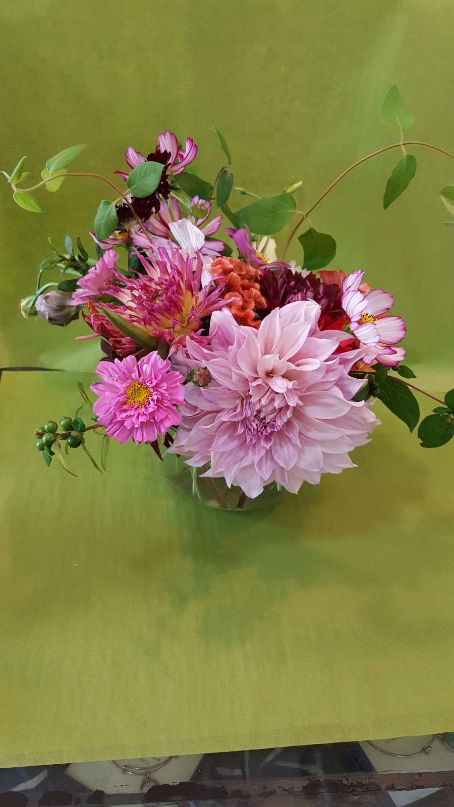 Flowers From the Farm, NJ | 318 Adelphia Rd, Farmingdale, NJ 07727, USA | Phone: (732) 740-9927