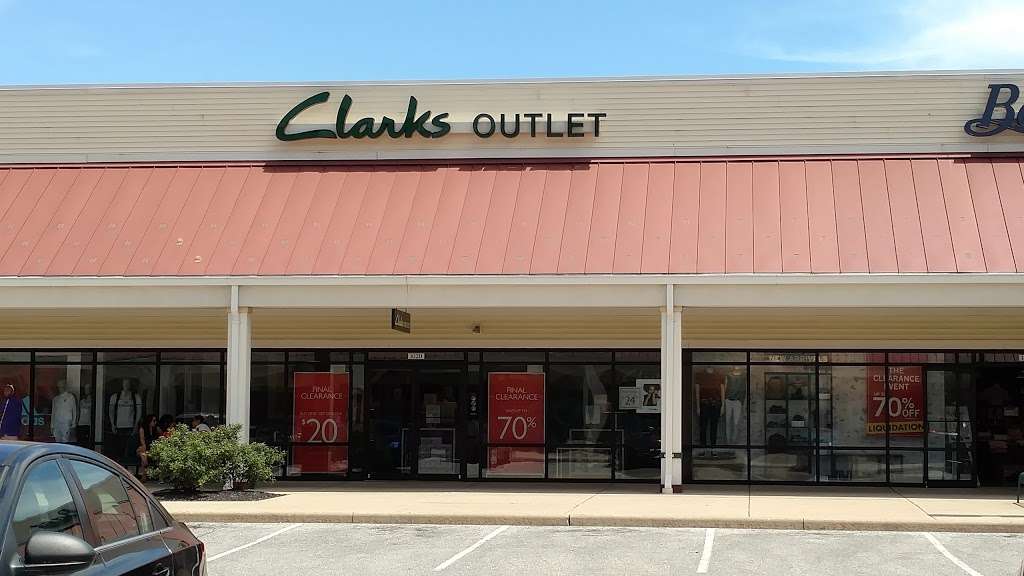 Clarks / Bostonian Shoes | 11622 NE Executive Dr, Edinburgh, IN 46124 | Phone: (812) 526-6300