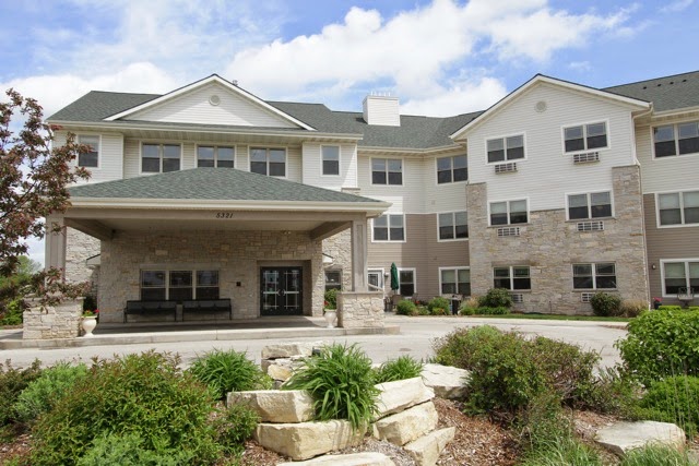 Parkview Gardens Assisted Living Apartments | 5321 Douglas Ave, Racine, WI 53402, USA | Phone: (262) 898-4000