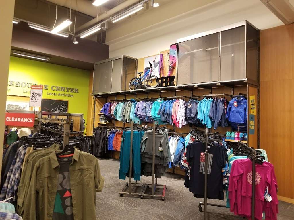 REI | 49 Fitzgerald Street, Yonkers, NY 10710, USA | Phone: (914) 410-9500