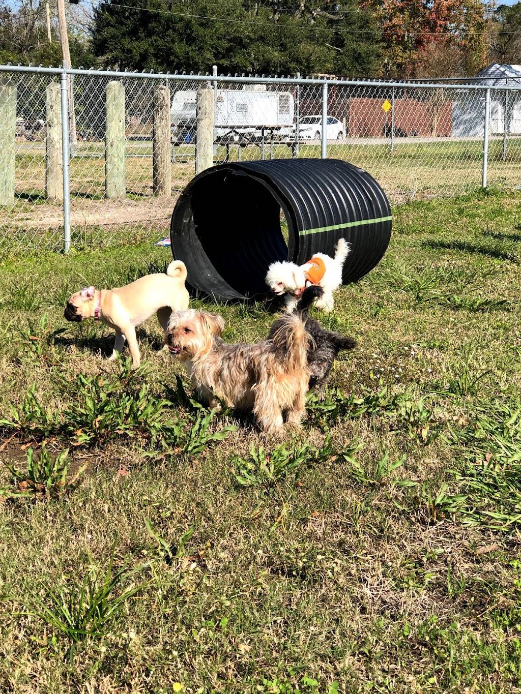 Bay City Dog Park | 1700 Avenue H, Bay City, TX 77414