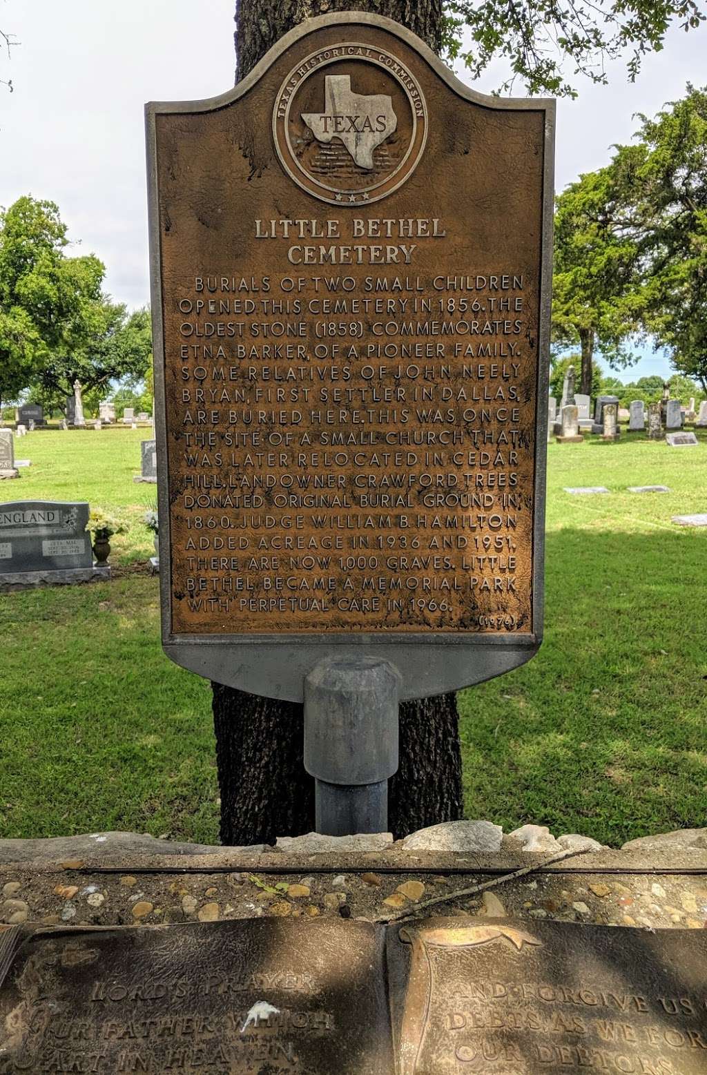 Little Bethel Memorial Park | 1803 Cedar Hill Rd, Duncanville, TX 75137, USA | Phone: (972) 298-4550