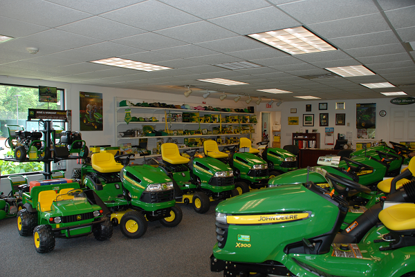 Nashua Outdoor Power Equipment | 96 NH-101A, Amherst, NH 03031, USA | Phone: (603) 546-0112