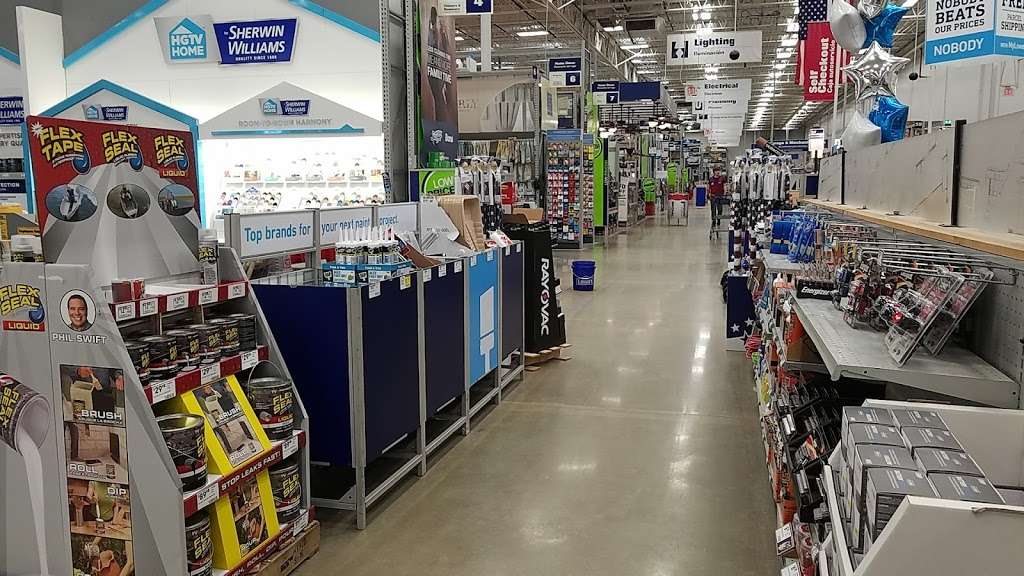 Lowes Home Improvement | 3335 S Scatterfield Rd, Anderson, IN 46013, USA | Phone: (765) 641-2586