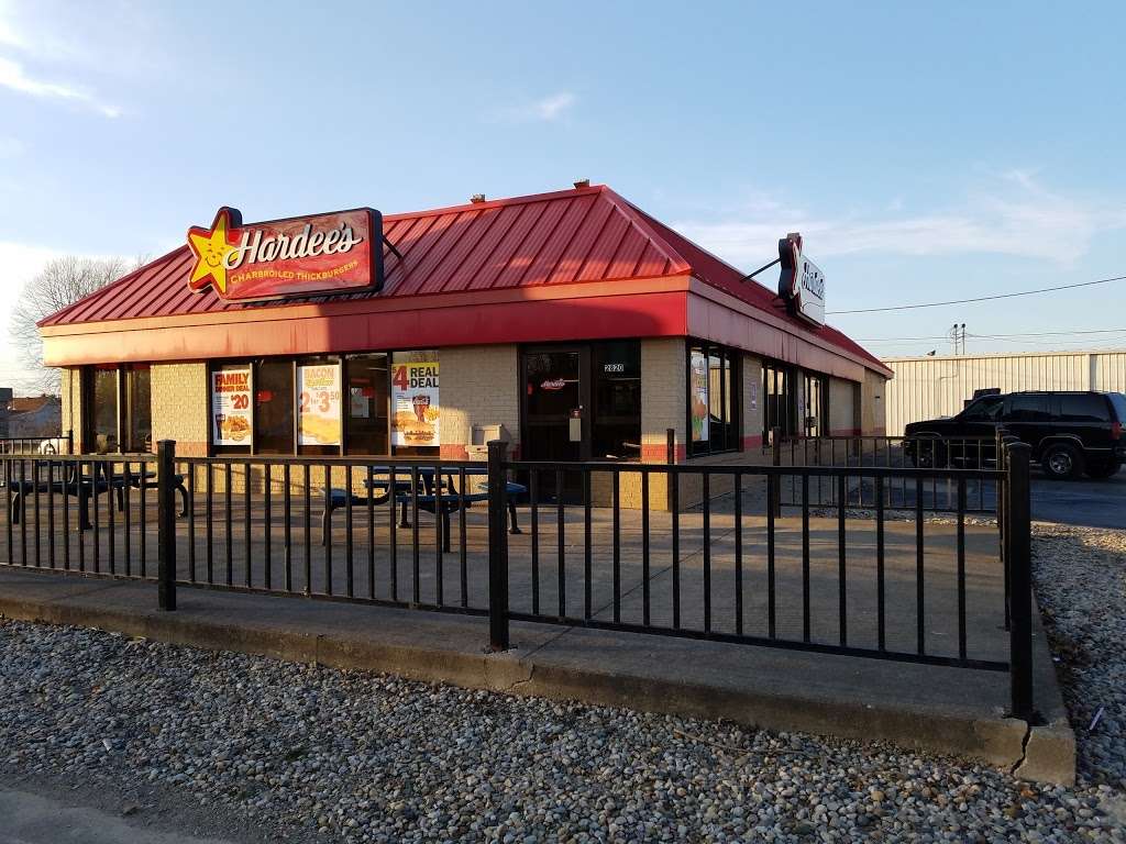 Hardees | 2820 E Main St, Elwood, IN 46036, USA | Phone: (765) 552-2345