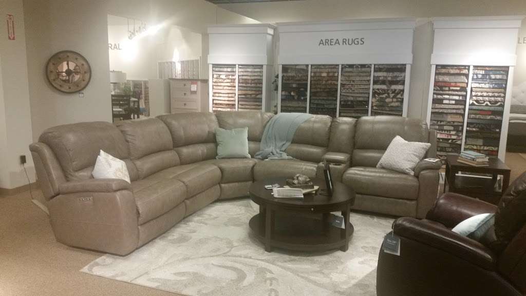 Bassett Home Furnishings | 707 Technology Center Dr, Stoughton, MA 02072 | Phone: (781) 341-6840