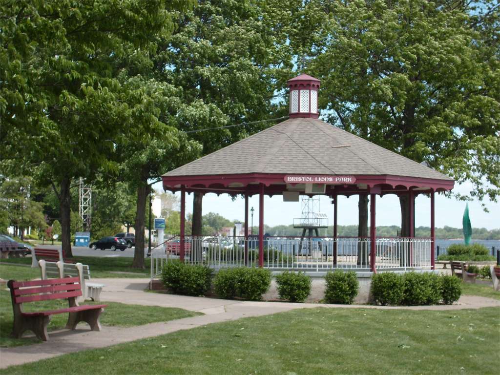 Bristol Lions Park | 100 Basin Park, Bristol, PA 19007, USA