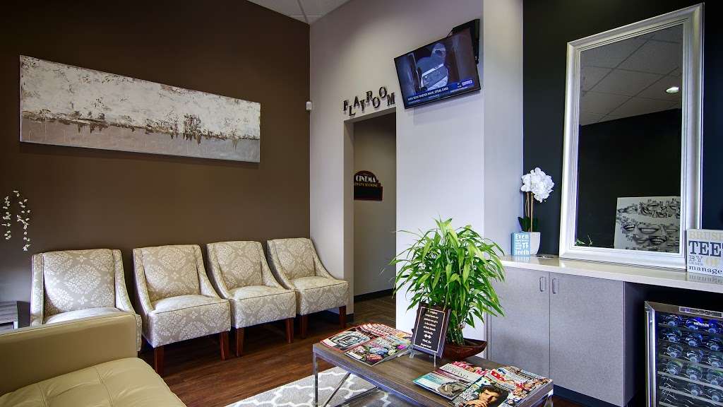 Comfort Dental Care | 13425 University Blvd, Sugar Land, TX 77479, USA | Phone: (281) 240-0207