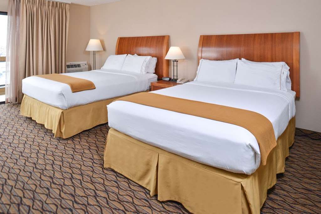 Holiday Inn Express & Suites Ventura Harbor | 1080 Navigator Dr, Ventura, CA 93001, USA | Phone: (805) 856-9533