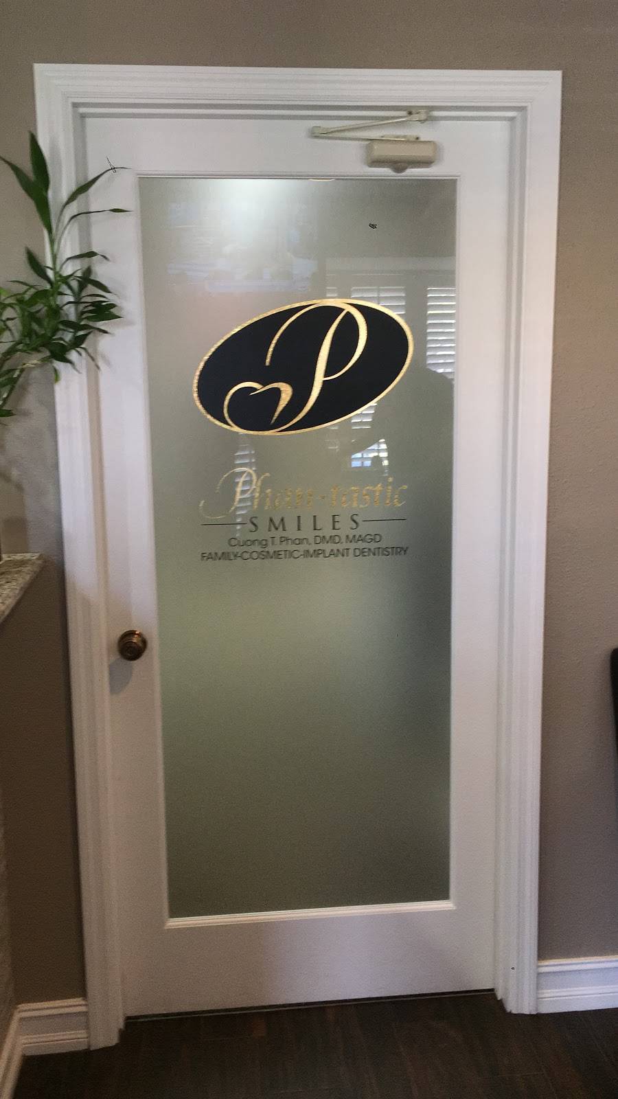 Phantastic Smiles | 7824 Lake Underhill Rd suite G, Orlando, FL 32822, USA | Phone: (407) 282-7498