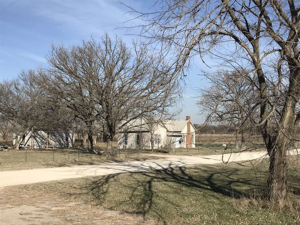 Norwood Station | 2820 Stafford Rd, Ottawa, KS 66067