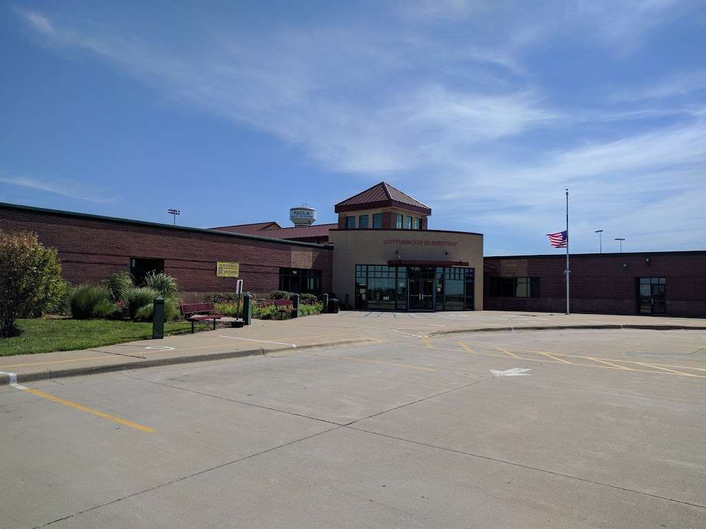 Cottonwood Elementary School | 709 Hedge Ln, Paola, KS 66071, USA | Phone: (913) 294-8050