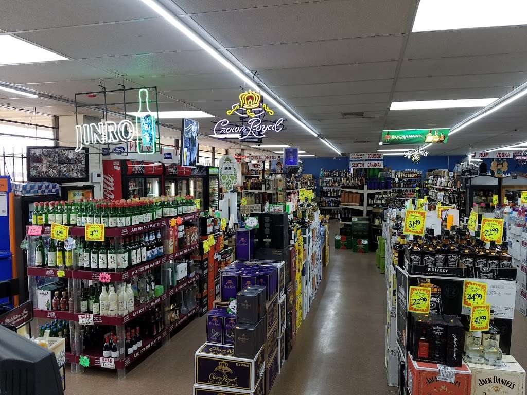 Bargain Liquor Warehouse | 9352 Long Point Rd, Houston, TX 77055, USA | Phone: (713) 973-1016