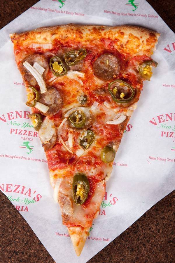 Venezias New York Style Pizzeria | 8403, 744 W Ray Rd #101, Gilbert, AZ 85233, USA | Phone: (480) 786-3200