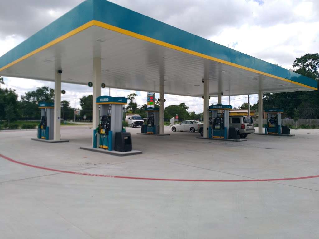 Valero | 4006 Suite A Victory Dr, Houston, TX 77088, USA | Phone: (281) 258-4986