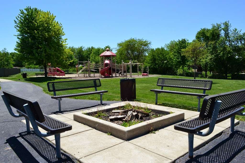 Schoolhouse Manor Park | 1841 Cornell Dr, New Lenox, IL 60451, USA | Phone: (815) 485-3584