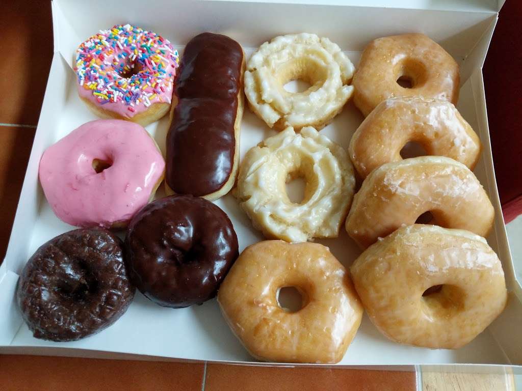 Donut Cravers | 703 E Farm to Market Rd 544 #130, Murphy, TX 75094, USA | Phone: (972) 429-2188