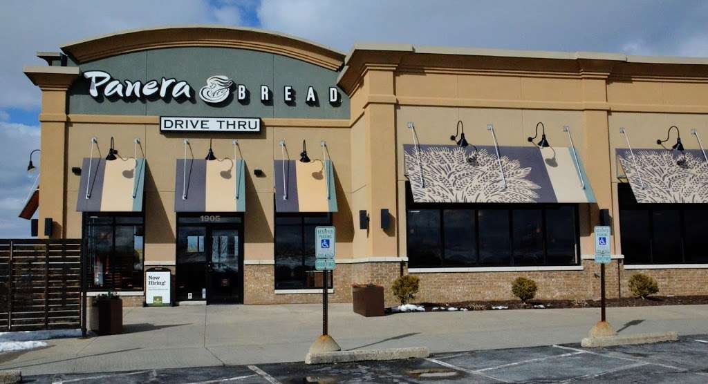 Panera Bread | 1905 Geneva St, Delavan, WI 53115, USA | Phone: (262) 728-9914