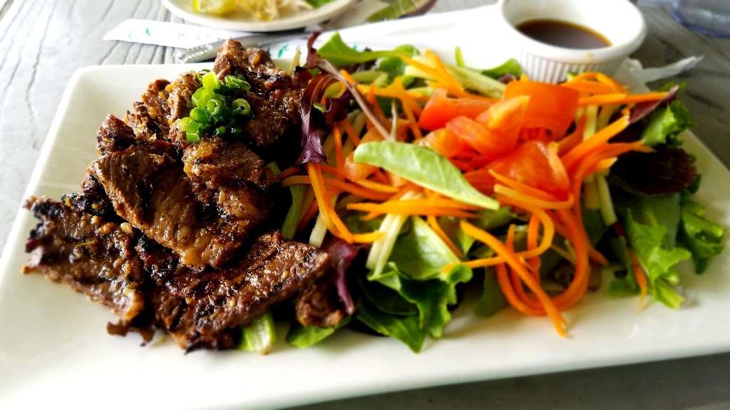 Pho Binh | 2916 White Oak Dr, Houston, TX 77007, USA | Phone: (832) 830-8900