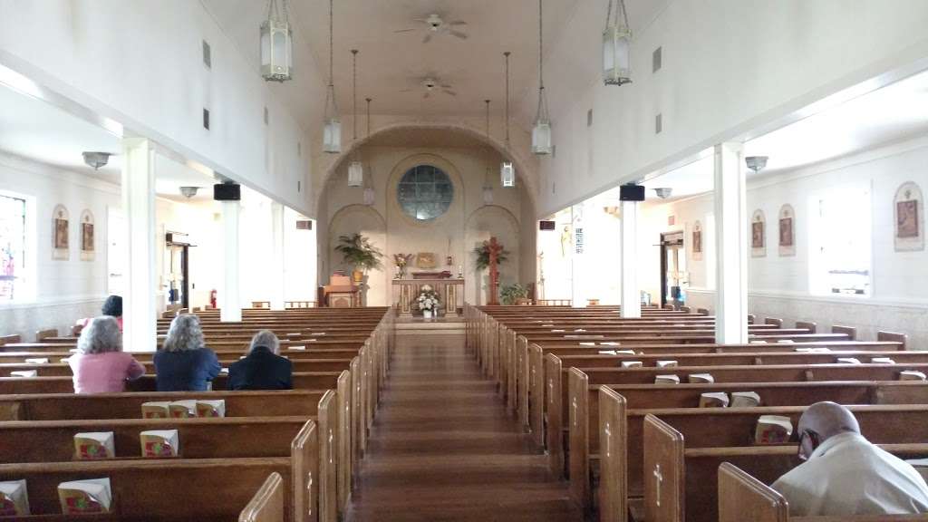 Saint Francis Cabrini church | 208 Bound Brook Ave, Piscataway Township, NJ 08854 | Phone: (732) 885-5313