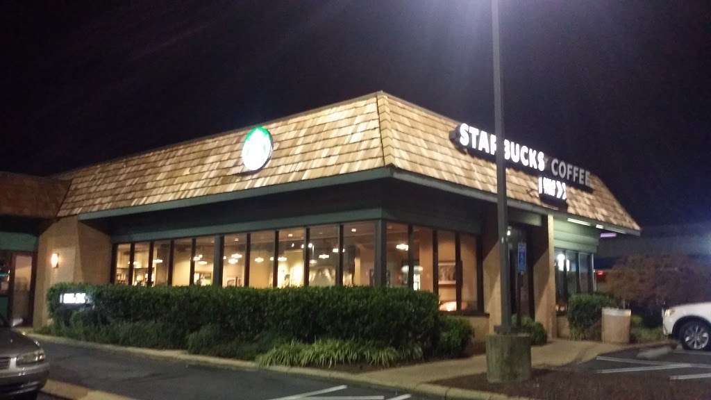 Starbucks | 6365 Columbia Pike, Falls Church, VA 22041 | Phone: (703) 354-8969