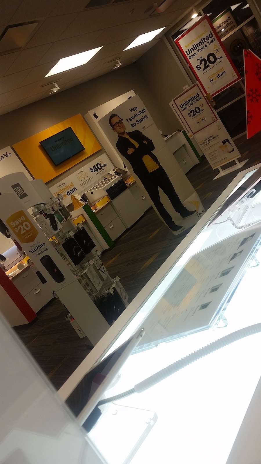 Sprint Store | 12127 Lake June Rd Ste A, Balch Springs, TX 75180, USA | Phone: (214) 736-1250