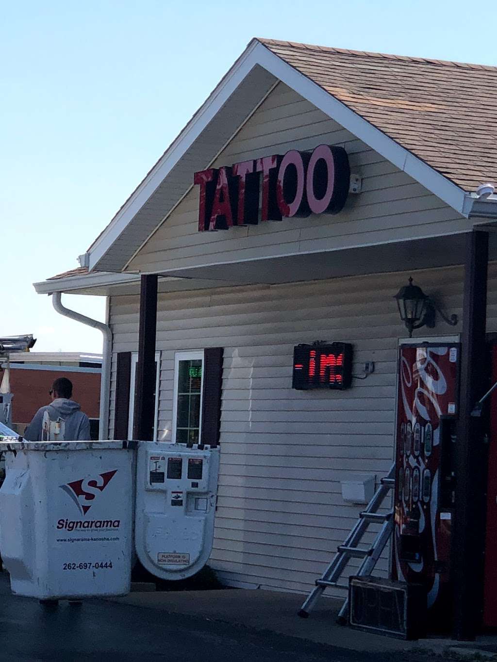 Kenosha Tattoo Company | 3012 30th Ave, Kenosha, WI 53144, USA | Phone: (262) 764-7067