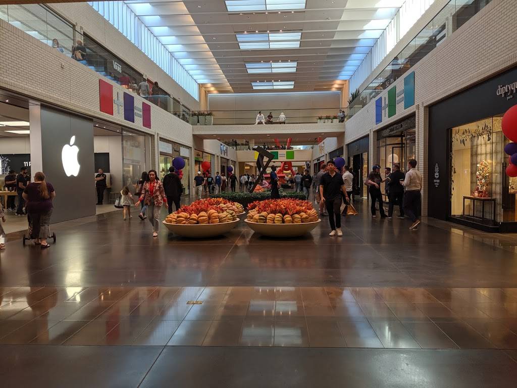 Apple NorthPark Center | 8687 N Central Expy, Dallas, TX 75225, USA | Phone: (214) 765-0820