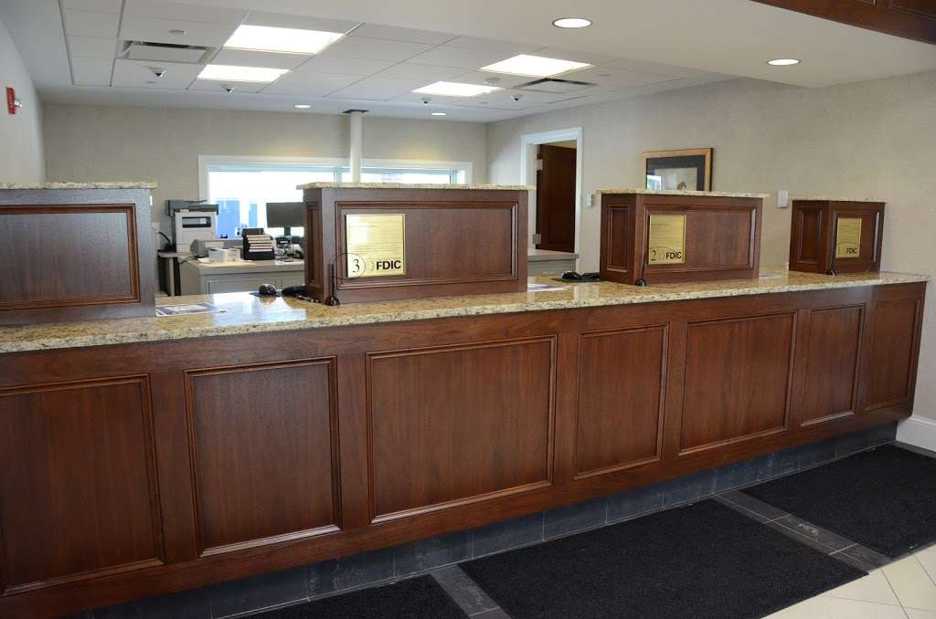 Glenview Bank & Trust | 99 Waukegan Rd, Glenview, IL 60025, USA | Phone: (847) 510-2112