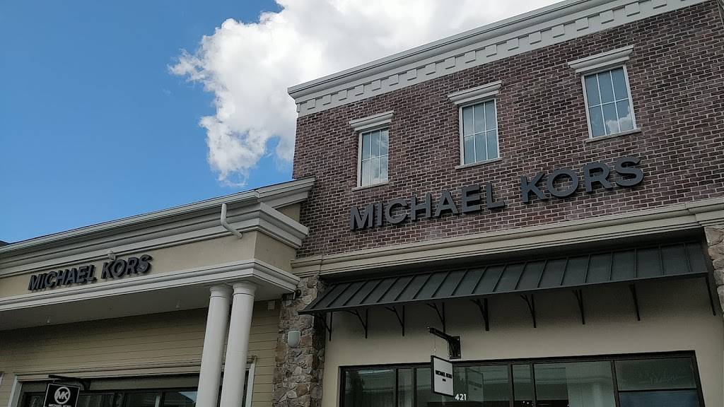 Michael Kors Outlet | 1600 Premium Outlets Blvd Suite 421, Norfolk, VA 23502, USA | Phone: (757) 389-7363