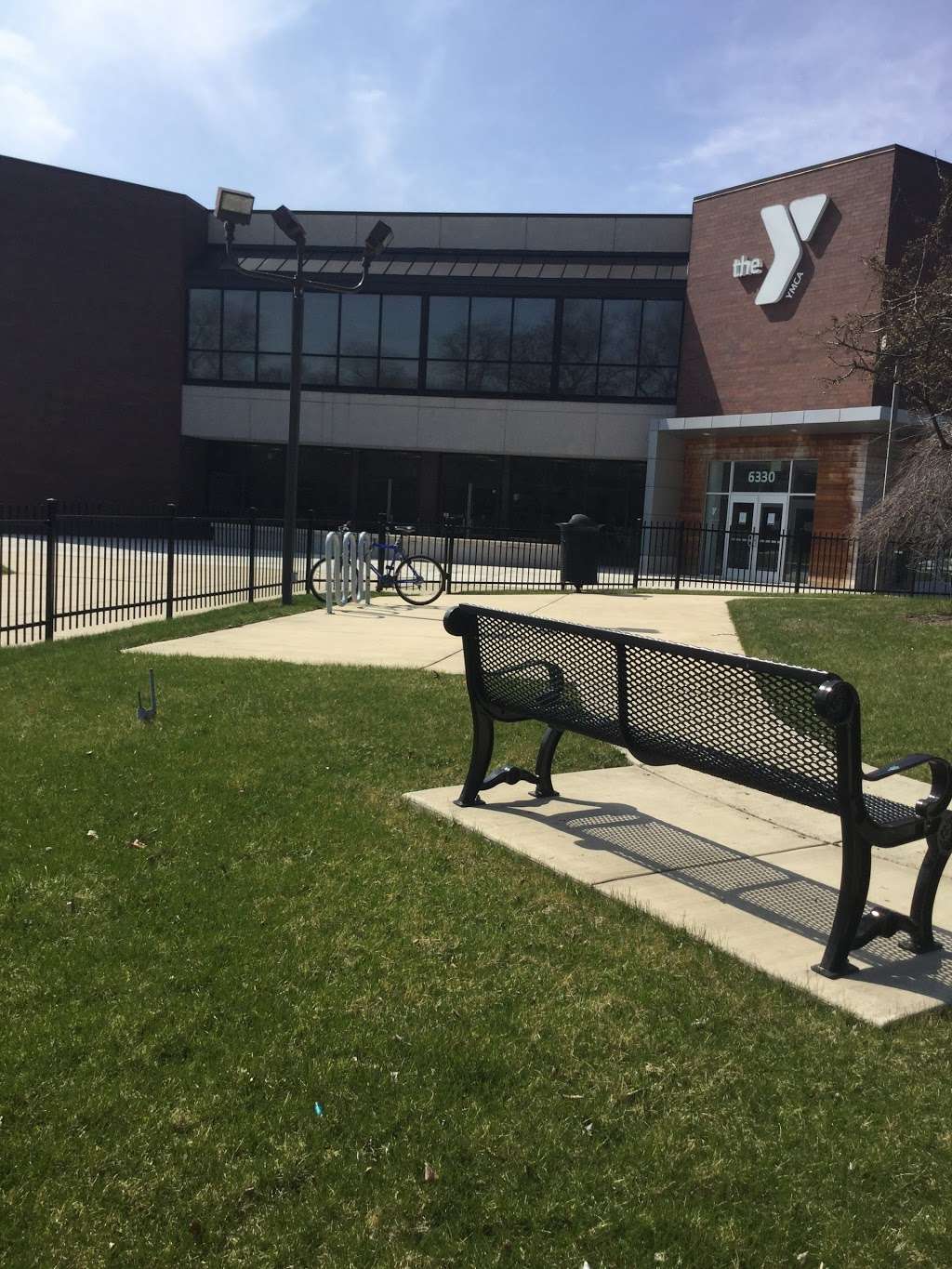 South Side YMCA | 6330 S Stony Island Ave, Chicago, IL 60637, USA | Phone: (773) 947-0700