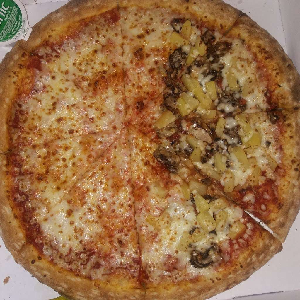 Papa Johns Pizza | 1042 Mill Creek Rd, Allentown, PA 18106, USA | Phone: (610) 530-7272