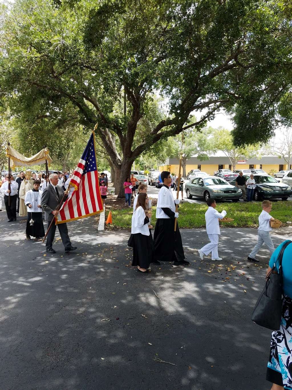 Our Lady of the Lakes Catholic | 1310 Maximilian St, Deltona, FL 32725, USA | Phone: (386) 574-2131