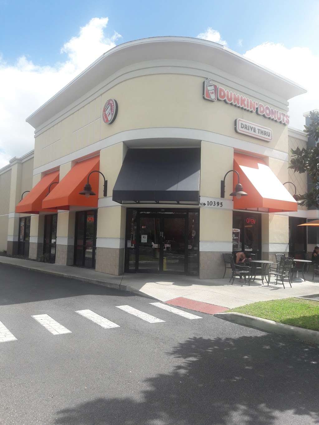 Dunkin Donuts | 10395 Narcoossee Rd, Orlando, FL 32832 | Phone: (407) 658-4655