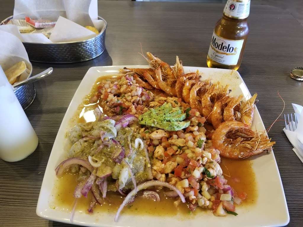 Sr Ozzys Tacos Y Mariscos | 1717 W Southern Ave, Phoenix, AZ 85041, USA | Phone: (602) 677-0284