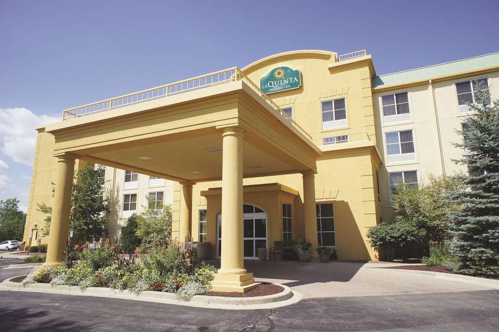 La Quinta Inn & Suites by Wyndham Milwaukee SW New Berlin | 15300 West Rock Ridge Rd, New Berlin, WI 53151, USA | Phone: (262) 717-0900