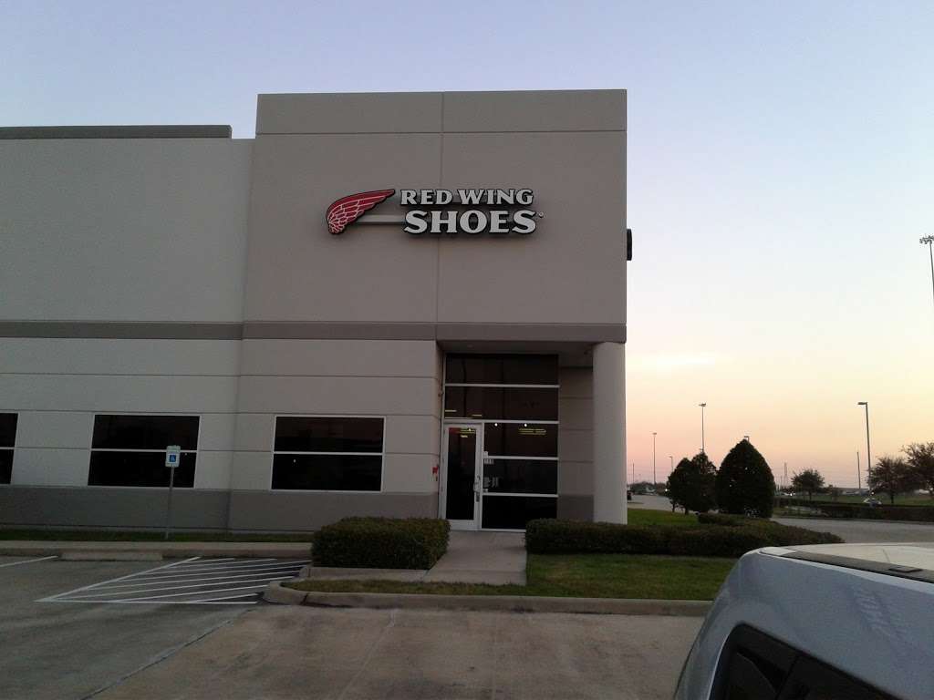 Red Wing | 2451 Gulf Fwy Ste 300, League City, TX 77573, USA | Phone: (713) 738-5200