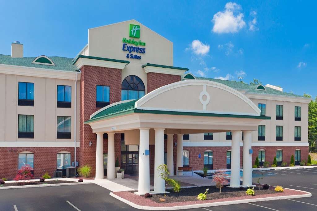 Holiday Inn Express & Suites White Haven - Poconos | 547 PA-940, White Haven, PA 18661, USA | Phone: (570) 443-2100