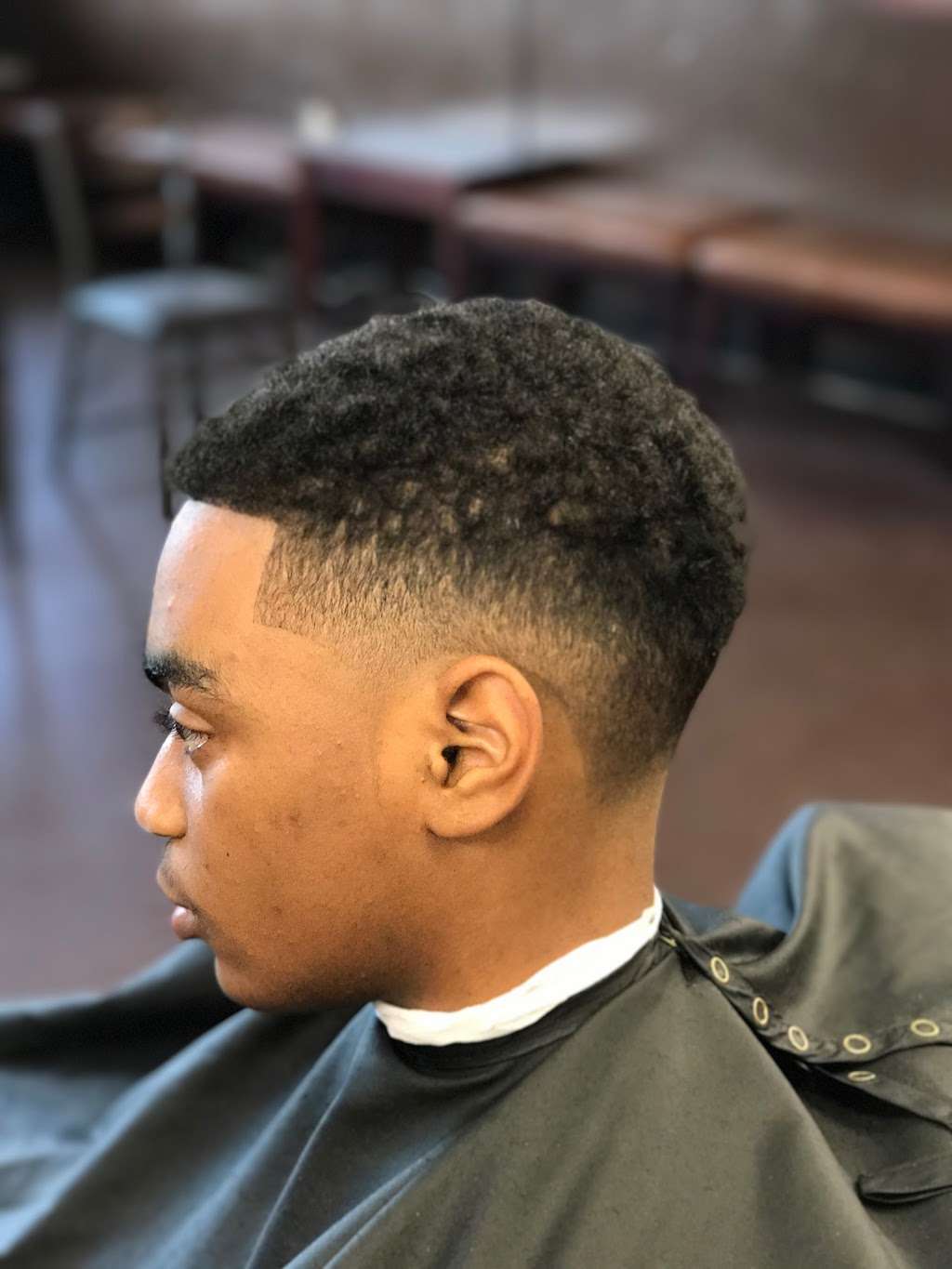 The Cutting Edge Barber and beauty | 700 N Clark Rd suite 116, Duncanville, TX 75116, USA | Phone: (469) 868-6166