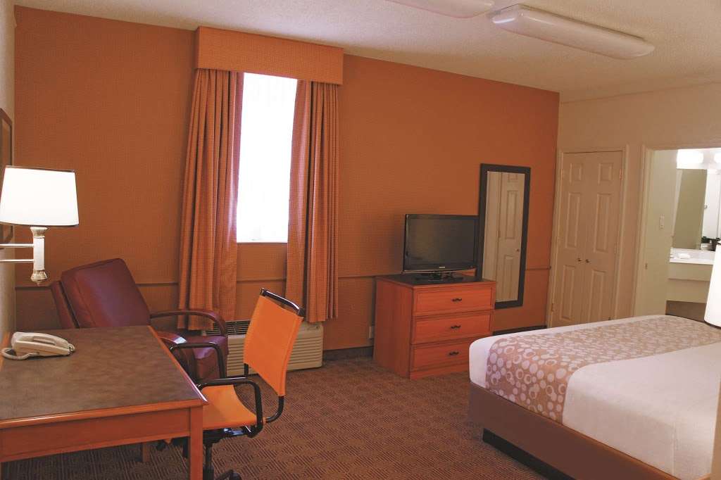 La Quinta Inn Houston Greenway Plaza Medical Area | 4015 Southwest Fwy, Houston, TX 77027, USA | Phone: (713) 623-4750